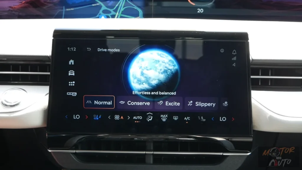The 11.1-inch touchscreen in the 2025 Lincoln Nautilus provides intuitive access to drive modes